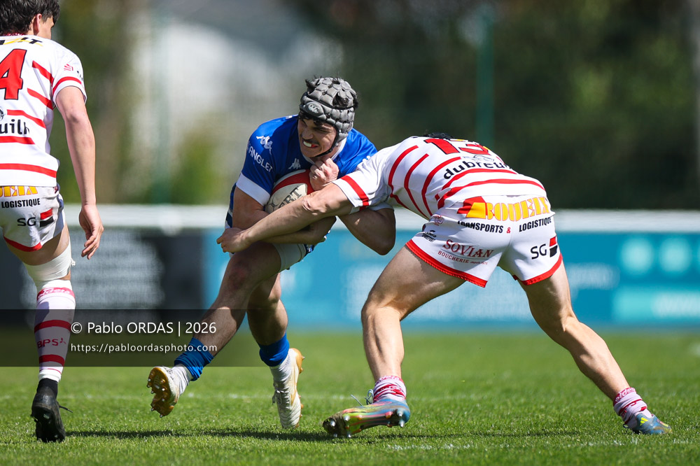 Jules Ballin, lors du match de Nationale 2 entre l'Anglet olympique et Salles, le 29 mars 2026 au stade Saint-Jean d'Anglet, France (Photo Pablo ORDAS)