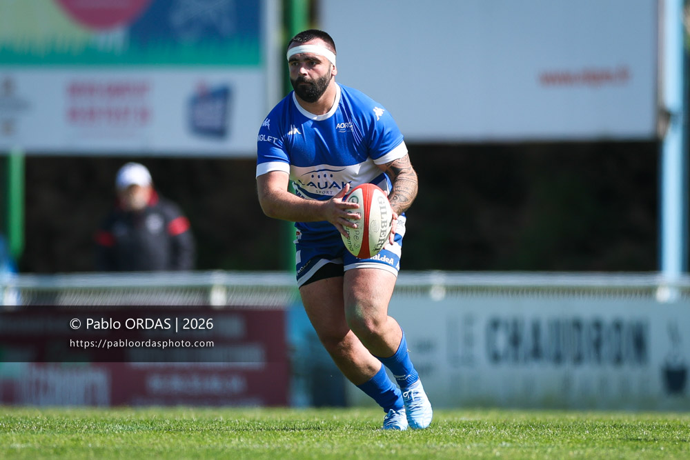 Maxime Gonzalez, lors du match de Nationale 2 entre l'Anglet olympique et Salles, le 29 mars 2026 au stade Saint-Jean d'Anglet, France (Photo Pablo ORDAS)