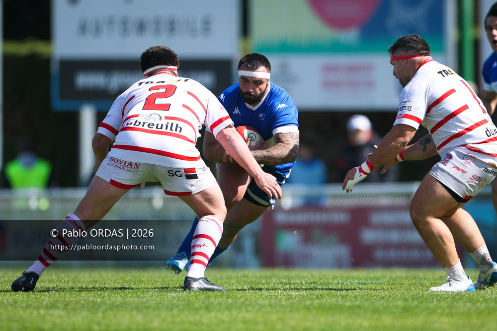 Maxime Gonzalez, lors du match de Nationale 2 entre l'Anglet olympique et Salles, le 29 mars 2026 au stade Saint-Jean d'Anglet, France (Photo Pablo ORDAS))