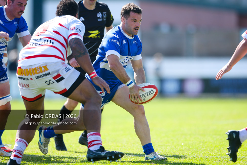 Max Bru, lors du match de Nationale 2 entre l'Anglet olympique et Salles, le 29 mars 2026 au stade Saint-Jean d'Anglet, France (Photo Pablo ORDAS