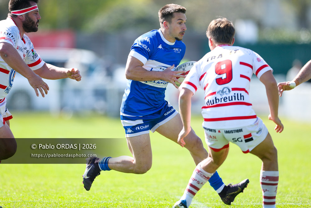Alexis Bérot, lors du match de Nationale 2 entre l'Anglet olympique et Salles, le 29 mars 2026 au stade Saint-Jean d'Anglet, France (Photo Pablo ORDAS
