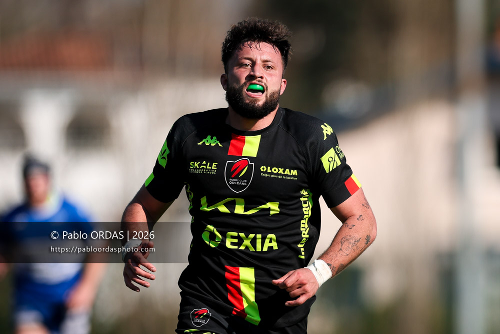 Hugo Rivet, lors du match de Nationale 2 entre l'Anglet olympique et Orléans, le 1er mars 2026 au stade Saint-Jean d'Anglet, France (Photo Pablo ORDAS)