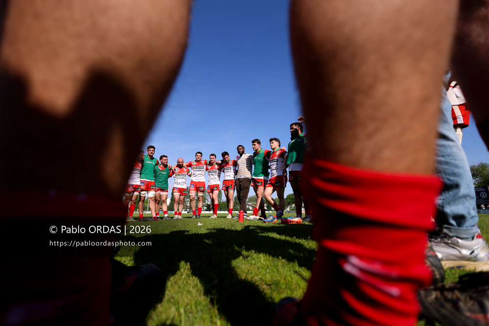 Florian Aguer, Aurélien Donnadieu, Hugo Jezequellou, Julien Larroudé, Mathis Gourg, lors du match de Nationale 2 entre l'Anglet olympique et Mauléon, le 19 avril 2026 au stade Saint-Jean d'Anglet, France (Photo Pablo ORDAS)