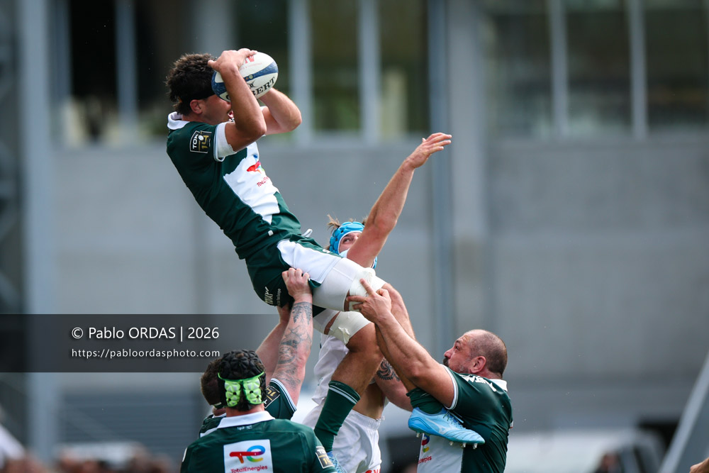 Hugo Auradou, lors du match de Top 14 entre l'Aviron bayonnais et la Section paloise, le 18 avril 2026 au stade Jean Dauger de Bayonne, France (Photo Pablo ORDAS)