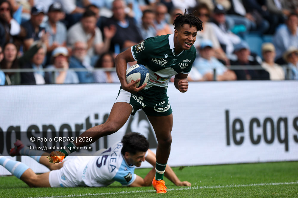 Théo Attissogbe, lors du match de Top 14 entre l'Aviron bayonnais et la Section paloise, le 18 avril 2026 au stade Jean Dauger de Bayonne, France (Photo Pablo ORDAS)