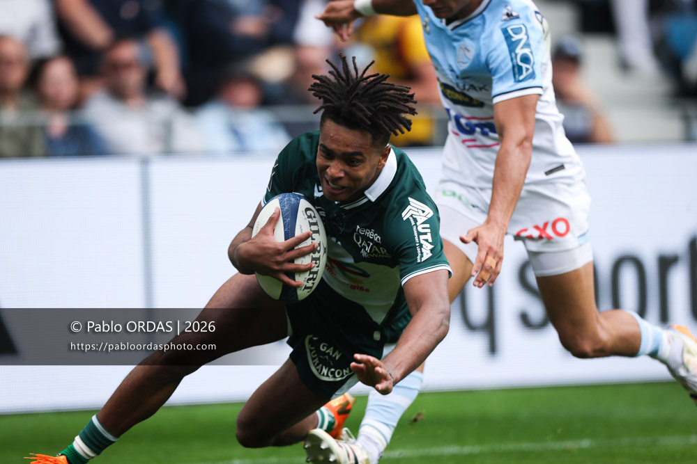 Théo Attissogbe, lors du match de Top 14 entre l'Aviron bayonnais et la Section paloise, le 18 avril 2026 au stade Jean Dauger de Bayonne, France (Photo Pablo ORDAS)