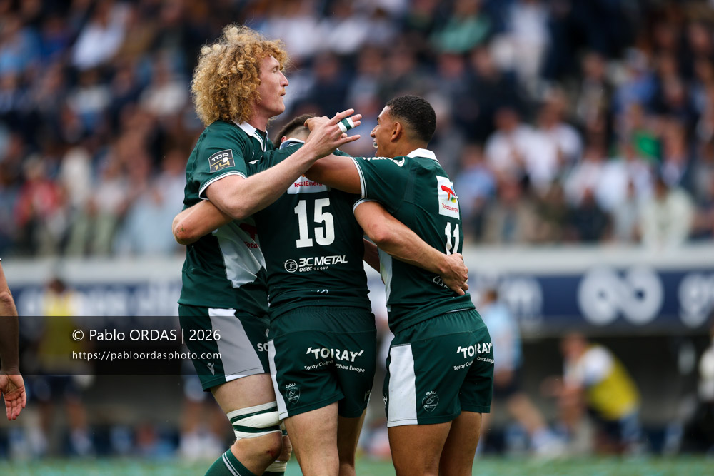 Thomas Jolmes, Aaron Grandidier, lors du match de Top 14 entre l'Aviron bayonnais et la Section paloise, le 18 avril 2026 au stade Jean Dauger de Bayonne, France (Photo Pablo ORDAS)