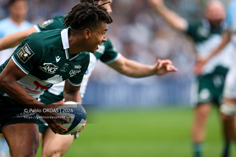 Théo Attissogbe, lors du match de Top 14 entre l'Aviron bayonnais et la Section paloise, le 18 avril 2026 au stade Jean Dauger de Bayonne, France (Photo Pablo ORDAS)