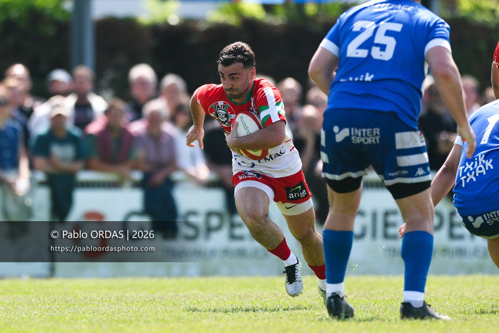 Florian Aguer, lors du match de Nationale 2 entre l'Anglet olympique et Mauléon, le 19 avril 2026 au stade Saint-Jean d'Anglet, France (Photo Pablo ORDAS)