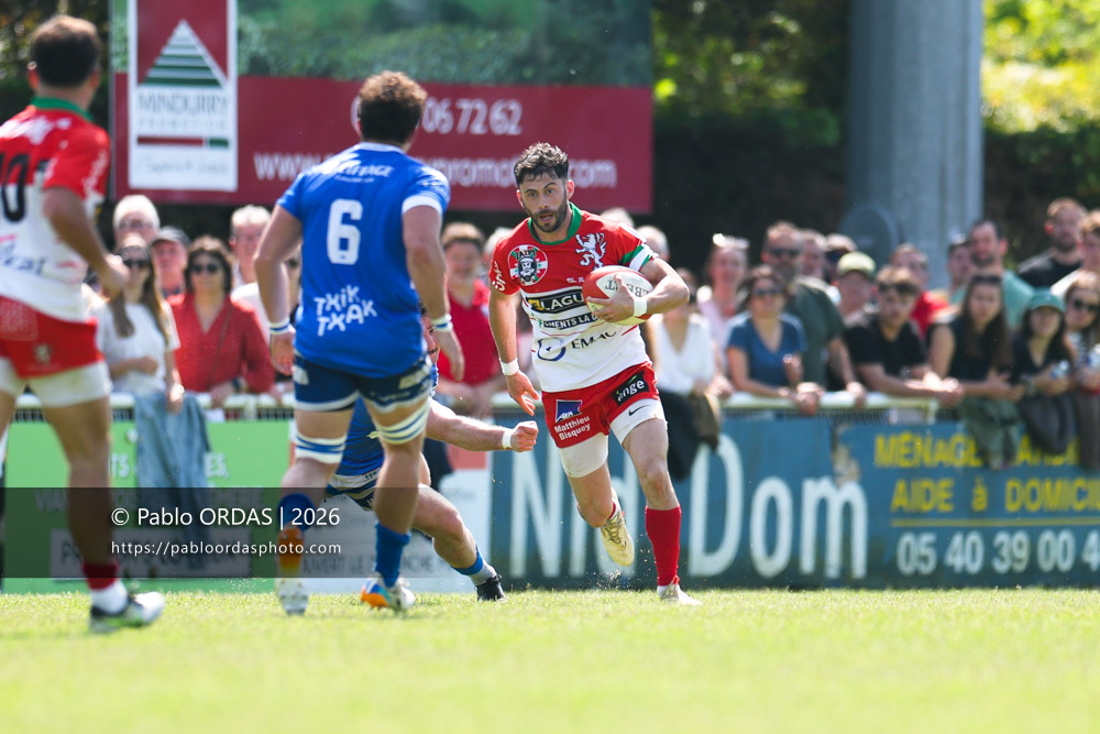 Antton Pribat, lors du match de Nationale 2 entre l'Anglet olympique et Mauléon, le 19 avril 2026 au stade Saint-Jean d'Anglet, France (Photo Pablo ORDAS)