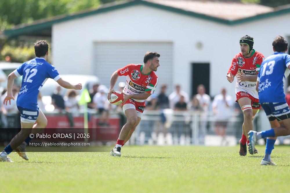 Florian Aguer, lors du match de Nationale 2 entre l'Anglet olympique et Mauléon, le 19 avril 2026 au stade Saint-Jean d'Anglet, France (Photo Pablo ORDAS)