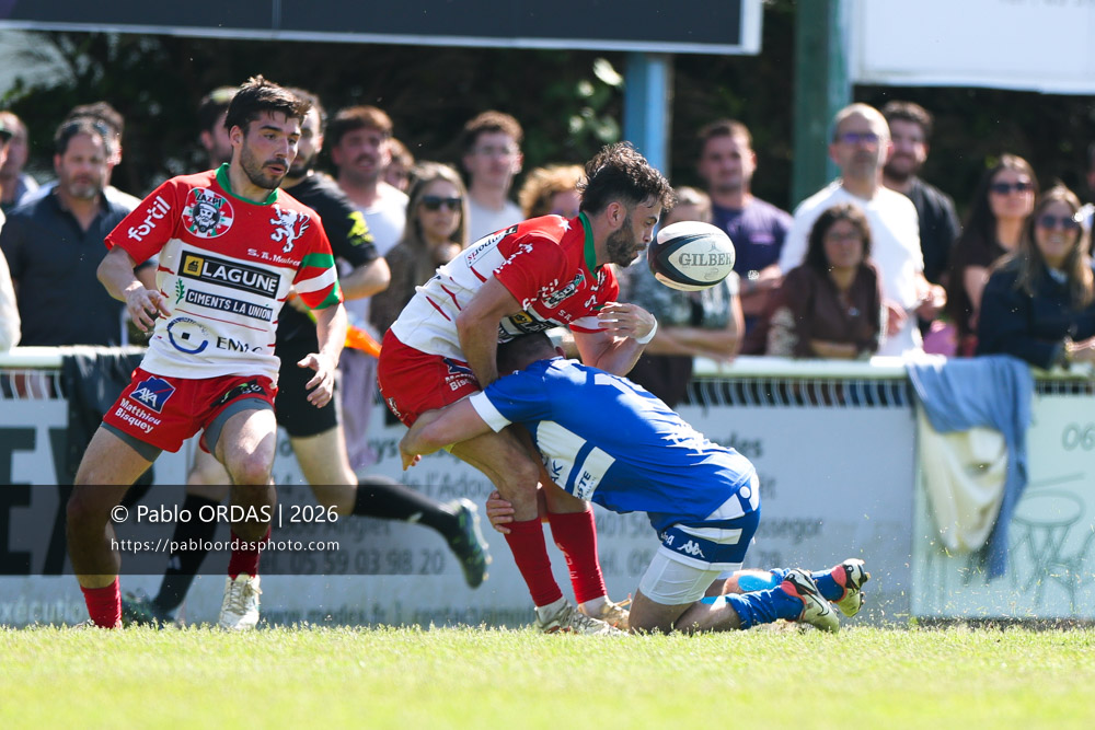 Antton Pribat, lors du match de Nationale 2 entre l'Anglet olympique et Mauléon, le 19 avril 2026 au stade Saint-Jean d'Anglet, France (Photo Pablo ORDAS)