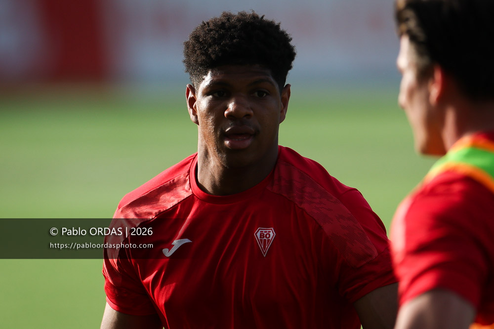 Joe Jonas, lors du match de Pro D2 entre le Biarritz olympique et Nevers, le 10 avril 2026 au stade Aguiléra de Biarritz, France (Photo Pablo ORDAS)