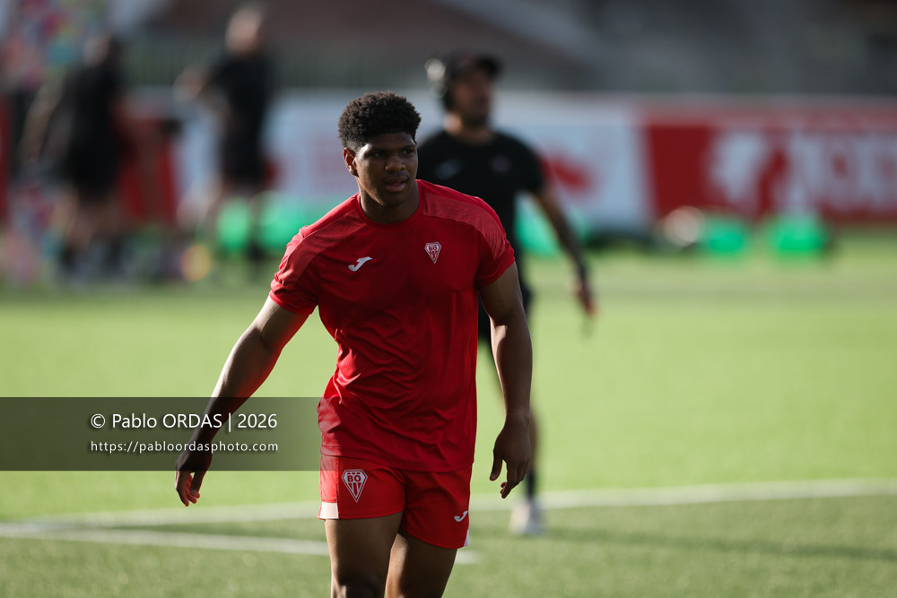 Joe Jonas, lors du match de Pro D2 entre le Biarritz olympique et Nevers, le 10 avril 2026 au stade Aguiléra de Biarritz, France (Photo Pablo ORDAS)