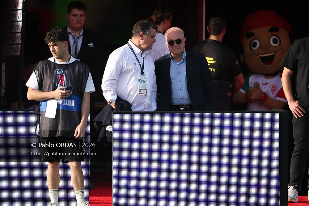 Frédéric Boitier, Patrick Arrosteguy, lors du match de Pro D2 entre le Biarritz olympique et Nevers, le 10 avril 2026 au stade Aguiléra de Biarritz, France (Photo Pablo ORDAS)