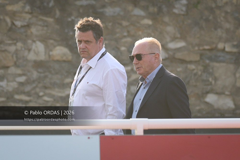 Frédéric Boitier, Patrick Arrosteguy, lors du match de Pro D2 entre le Biarritz olympique et Nevers, le 10 avril 2026 au stade Aguiléra de Biarritz, France (Photo Pablo ORDAS)