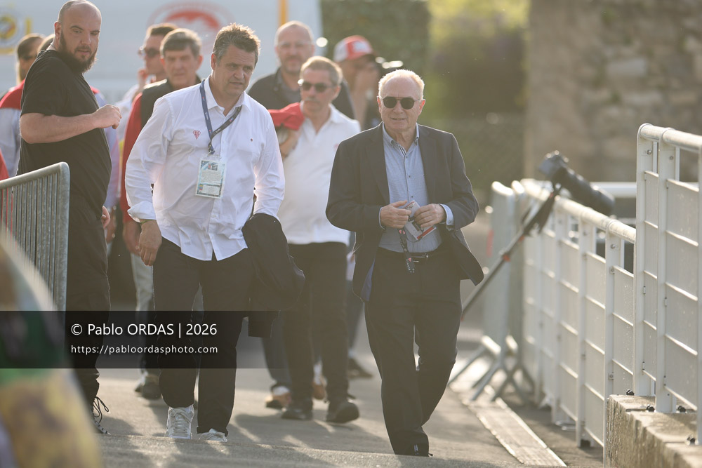 Frédéric Boitier, Patrick Arrosteguy, lors du match de Pro D2 entre le Biarritz olympique et Nevers, le 10 avril 2026 au stade Aguiléra de Biarritz, France (Photo Pablo ORDAS)