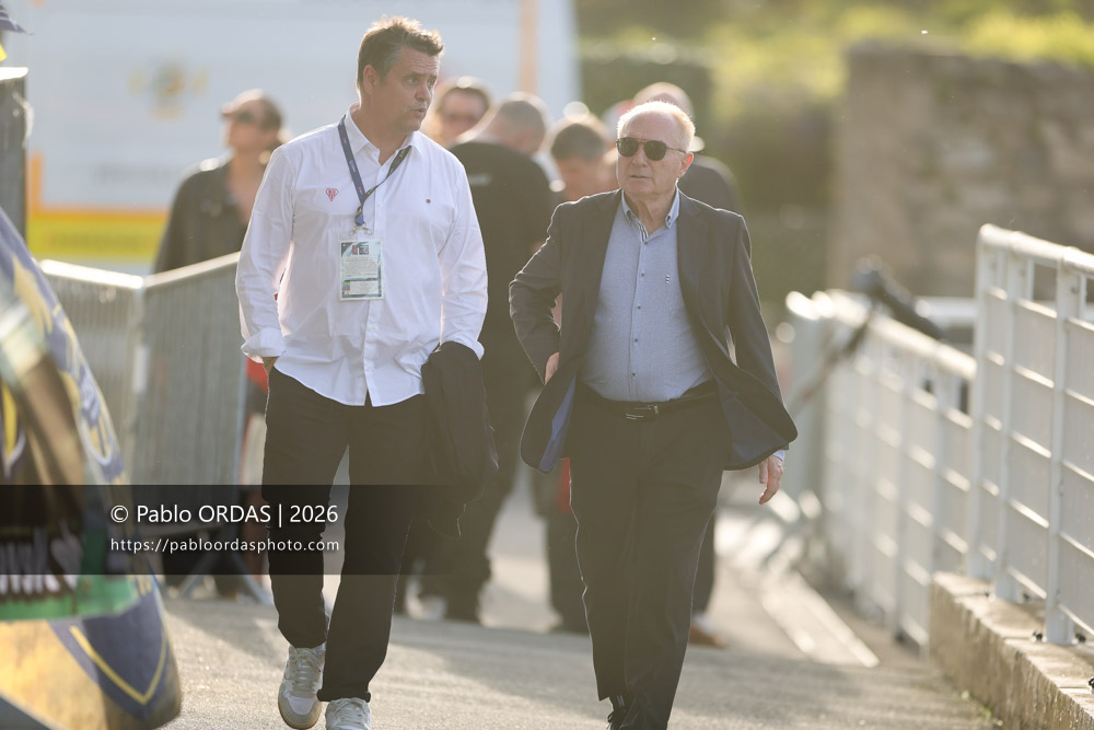 Frédéric Boitier, Patrick Arrosteguy, lors du match de Pro D2 entre le Biarritz olympique et Nevers, le 10 avril 2026 au stade Aguiléra de Biarritz, France (Photo Pablo ORDAS)