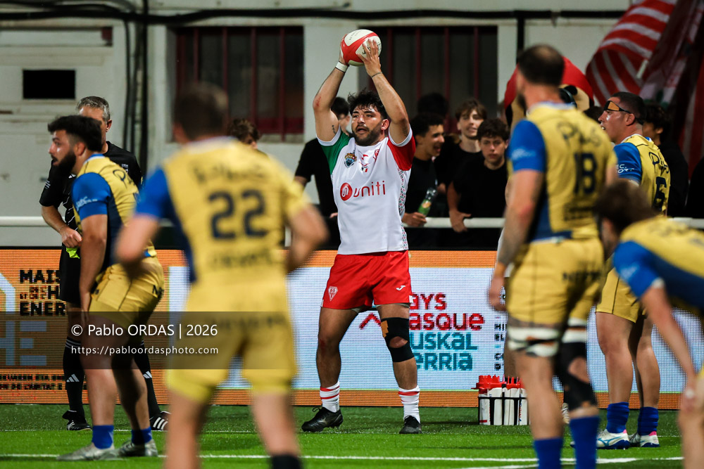 Adrien Sonzogni, lors du match de Pro D2 entre le Biarritz olympique et Nevers, le 10 avril 2026 au stade Aguiléra de Biarritz, France (Photo Pablo ORDAS)