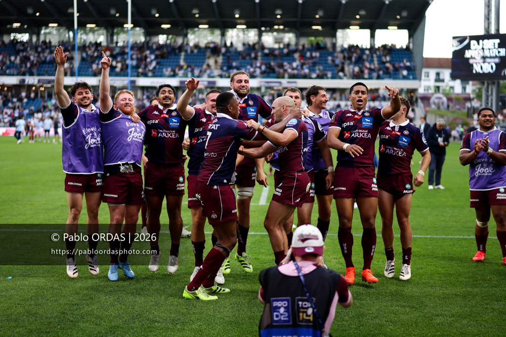 Hugo Reus, Maxime Lamothe, Yoram Moefana, Gaëtan Barlot, Pierre Bochaton, Bastien Vergnes-Taillefer, Salesi Rayasi, Maxime Lucu, Cameron Woki, lors du match de Top 14 entre l'Aviron bayonnais et l'Union Bordeaux Bègles, le 9 mai 2026 au stade Jean Dauger de Bayonne, France (Photo Pablo ORDAS)