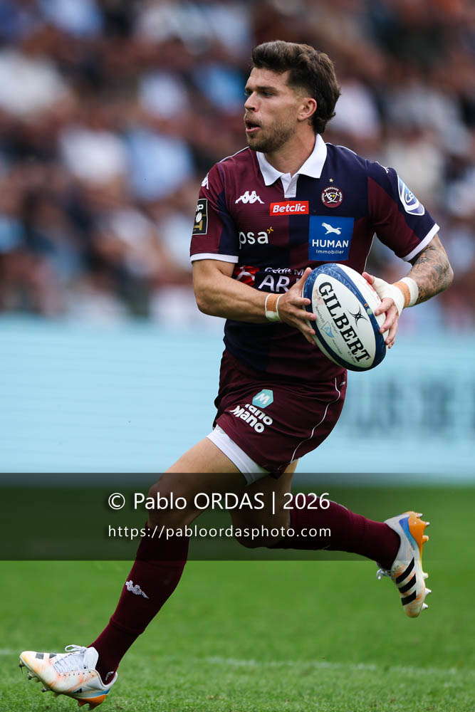 Matthieu Jalibert, lors du match de Top 14 entre l'Aviron bayonnais et l'Union Bordeaux Bègles, le 9 mai 2026 au stade Jean Dauger de Bayonne, France (Photo Pablo ORDAS)