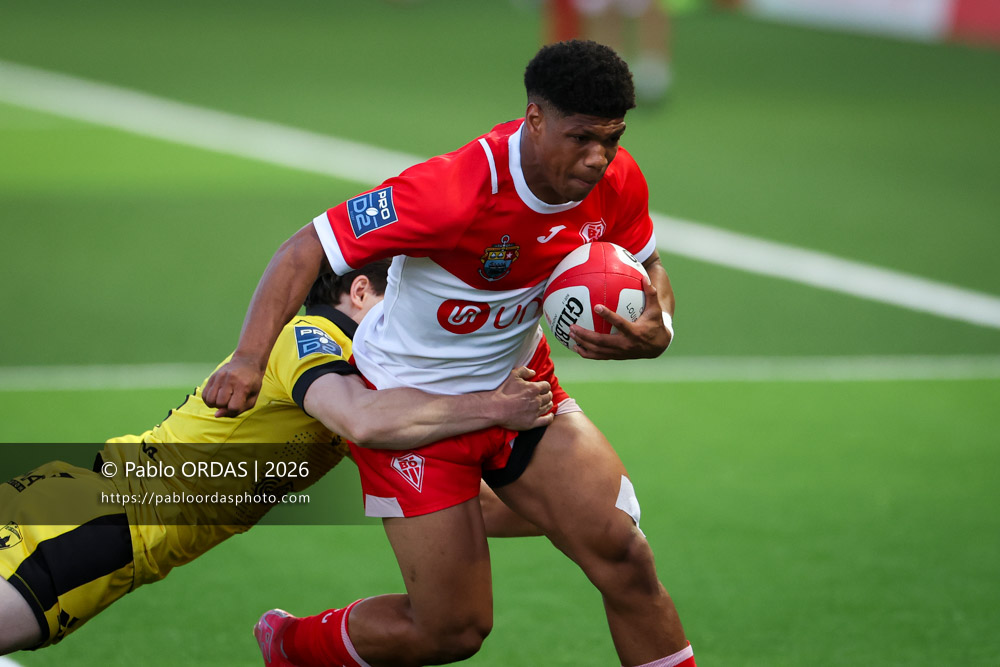 Joe Jonas, lors du match de Pro D2 entre le Biarritz olympique et Carcassonne, le 15 mai 2026 au stade Aguiléra de Biarritz, France (Photo Pablo ORDAS)