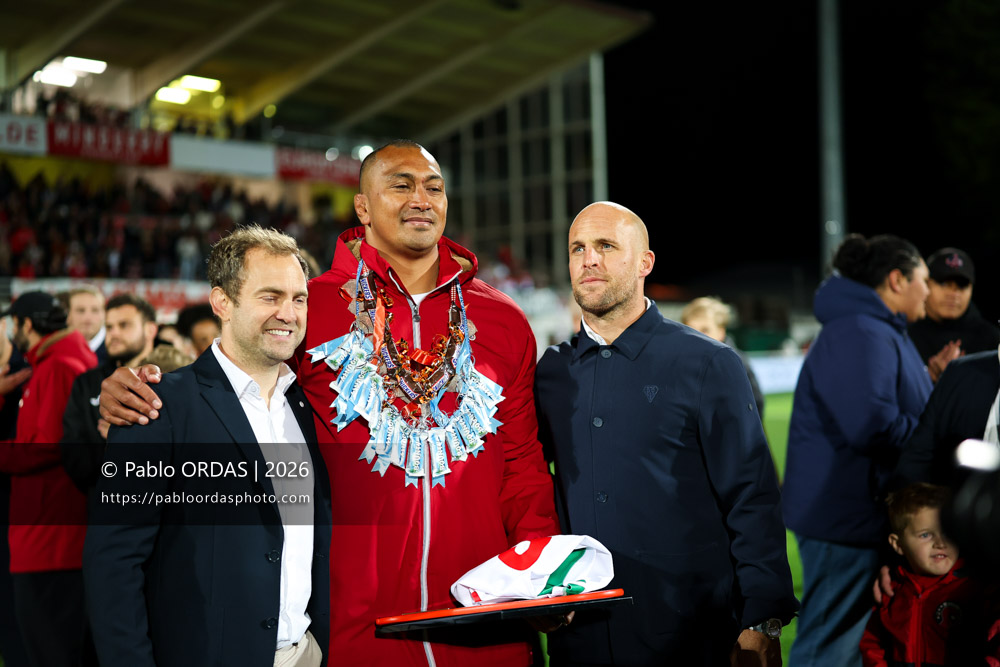 Piula Fa'asalele, Mathieu Acebes, lors du match de Pro D2 entre le Biarritz olympique et Carcassonne, le 15 mai 2026 au stade Aguiléra de Biarritz, France (Photo Pablo ORDAS)