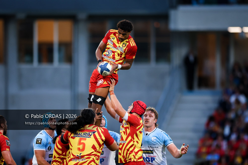 Simon Taty, lors du match de Top 14 entre l'Aviron bayonnais et l'USA Perpignan, le 6 juin 2026 au stade Jean Dauger de Bayonne, France (Photo Pablo ORDAS)