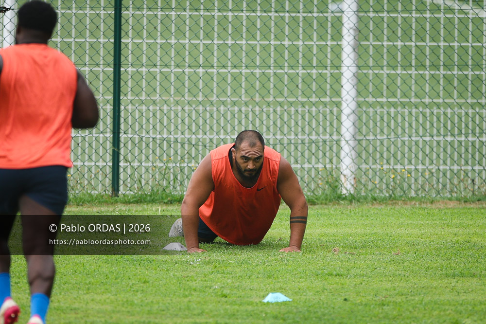 Emerick Setiano, lors d'un entraînement avec l'Aviron bayonnais, le 30 juillet 2026 au stade Jean Dauger de Bayonne, France (Photo Pablo ORDAS)