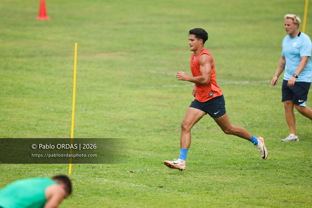 Tom Spring, lors d'un entraînement avec l'Aviron bayonnais, le 30 juillet 2026 au stade Jean Dauger de Bayonne, France (Photo Pablo ORDAS)