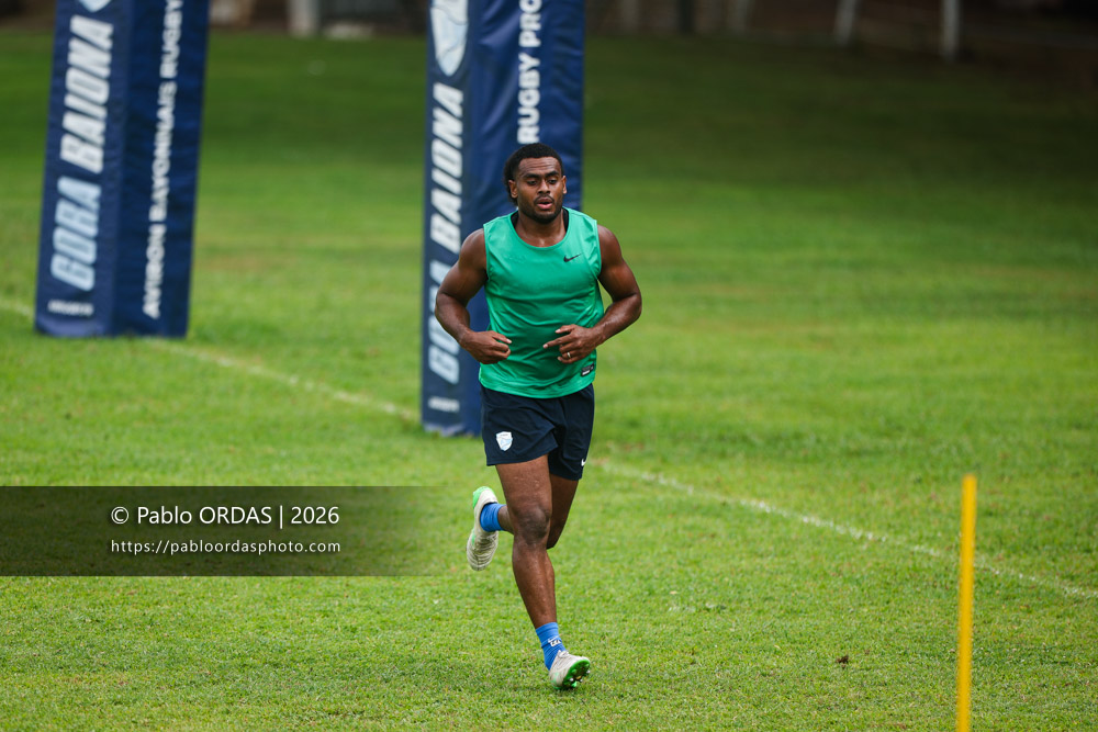 Viliame Tutuvuli, lors d'un entraînement avec l'Aviron bayonnais, le 30 juillet 2026 au stade Jean Dauger de Bayonne, France (Photo Pablo ORDAS)