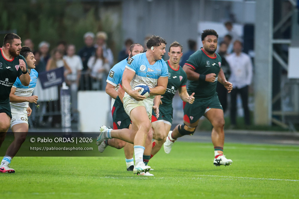 Lucas Martin, lors du match amical entre l'Aviron bayonnais et le Biarritz olympique, le 20 août 2026 au stade Jean Dauger de Bayonne, France (Photo Pablo ORDAS)