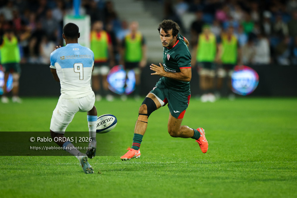 Arthur Bonneval, lors du match amical entre l'Aviron bayonnais et le Biarritz olympique, le 20 août 2026 au stade Jean Dauger de Bayonne, France (Photo Pablo ORDAS)