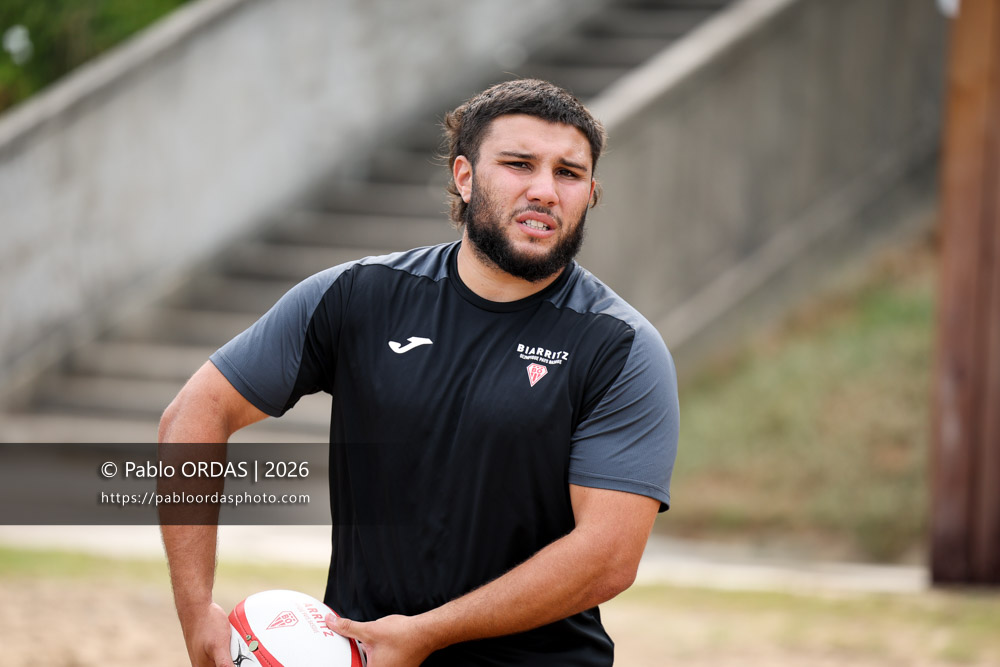 Millian Ouldji, lors d'un entraînement avec le Biarritz olympique, le 10 juillet 2026 à la Côte des Basques de Biarritz, France (Photo Pablo ORDAS)