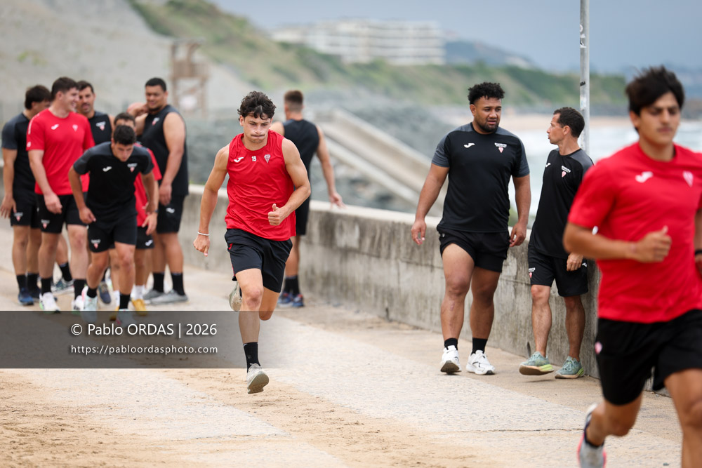 Baptiste Fariscot, lors d'un entraînement avec le Biarritz olympique, le 10 juillet 2026 à la Côte des Basques de Biarritz, France (Photo Pablo ORDAS)