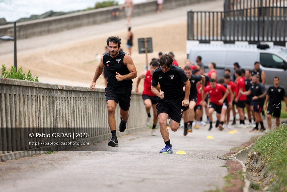 Arthur Bonneval, lors d'un entraînement avec le Biarritz olympique, le 10 juillet 2026 à la Côte des Basques de Biarritz, France (Photo Pablo ORDAS)