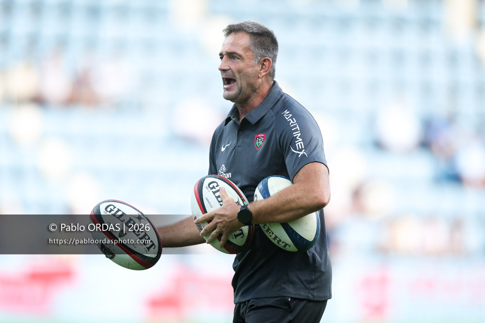 Franck Azéma, lors du match de Top 14 entre l'Aviron bayonnais et Toulon, le 5 septembre 2026 au stade Jean Dauger de Bayonne, France (Photo Pablo ORDAS)