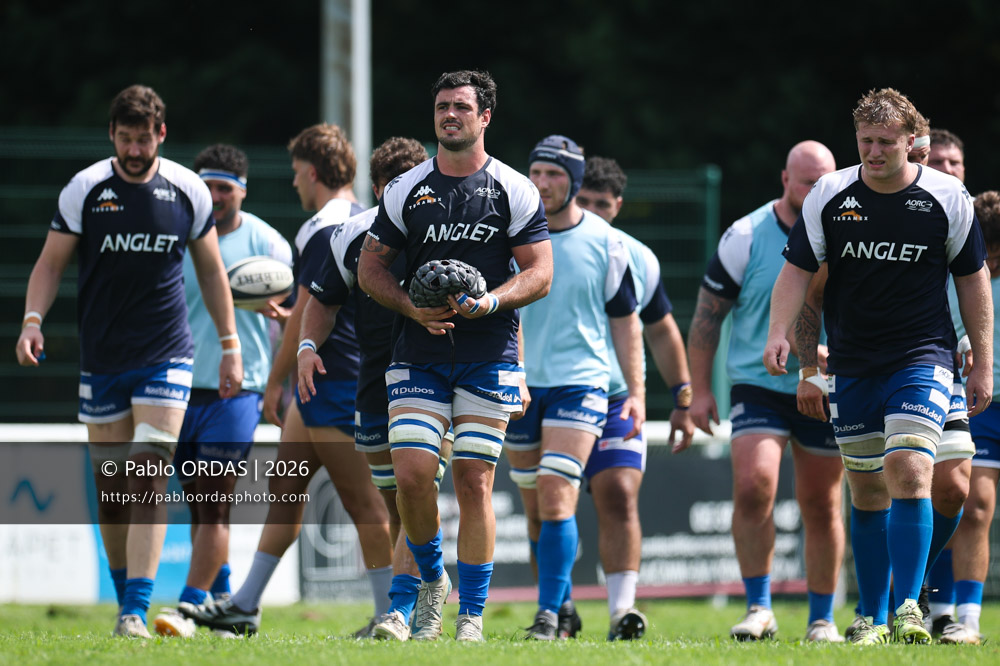 Maxime Egurrola, lors du match de Fédéraile 1 entre l'Anglet olympique et l'Union Barbezieux Jonzac, le 6 septembre 2026 au stade Saint-Jean d'Anglet, France (Photo Pablo ORDAS)