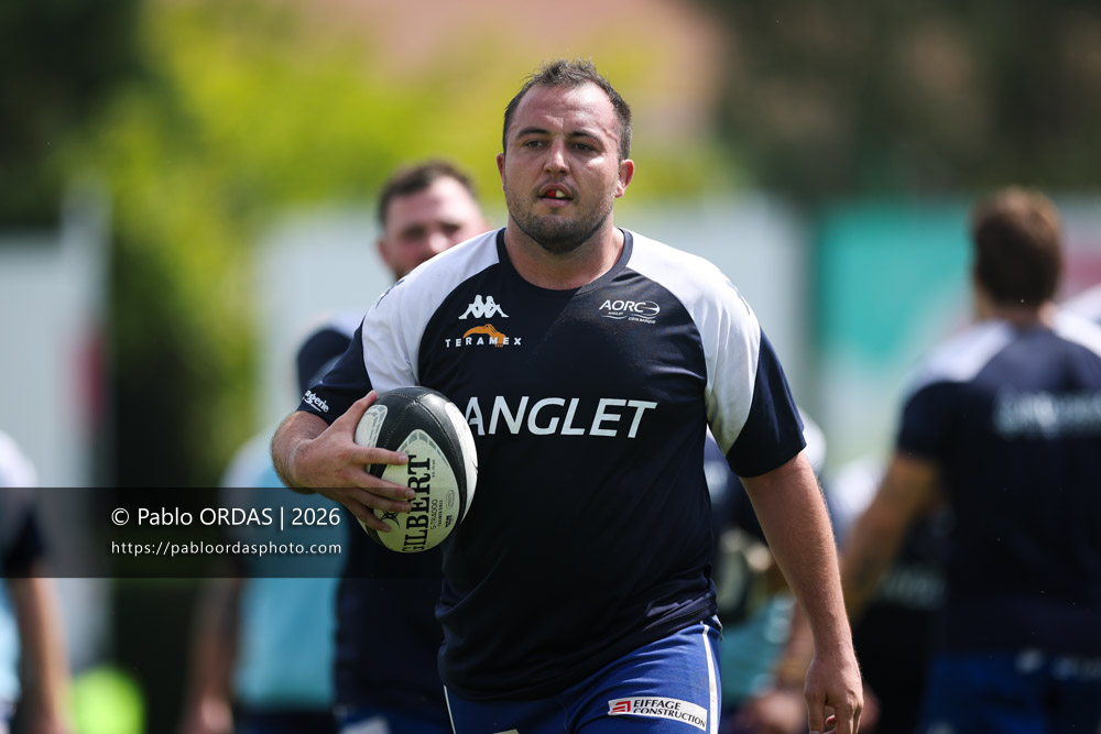 Milian Duvert, lors du match de Fédéraile 1 entre l'Anglet olympique et l'Union Barbezieux Jonzac, le 6 septembre 2026 au stade Saint-Jean d'Anglet, France (Photo Pablo ORDAS)