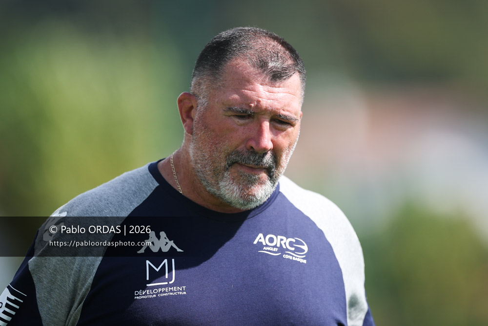 Jean Marc Higos, lors du match de Fédéraile 1 entre l'Anglet olympique et l'Union Barbezieux Jonzac, le 6 septembre 2026 au stade Saint-Jean d'Anglet, France (Photo Pablo ORDAS)