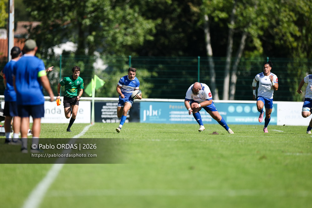 Maxime Rourre, lors du match de Fédéraile 1 entre l'Anglet olympique et Layrac, le 13 septembre 2026 au stade Saint-Jean d'Anglet, France (Photo Pablo ORDAS)