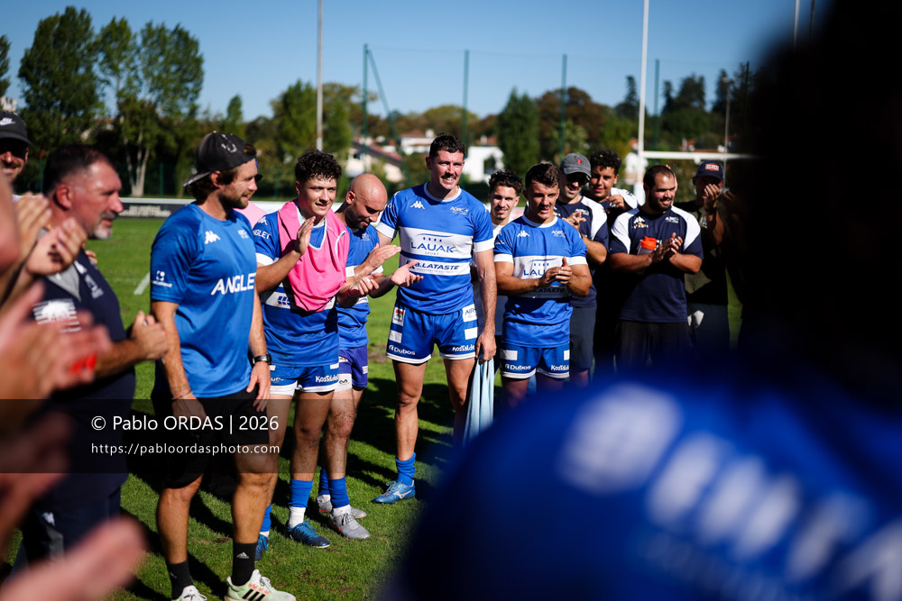 Johane Idiart, Kevin Jully, lors du match de Fédéraile 1 entre l'Anglet olympique et Layrac, le 13 septembre 2026 au stade Saint-Jean d'Anglet, France (Photo Pablo ORDAS)