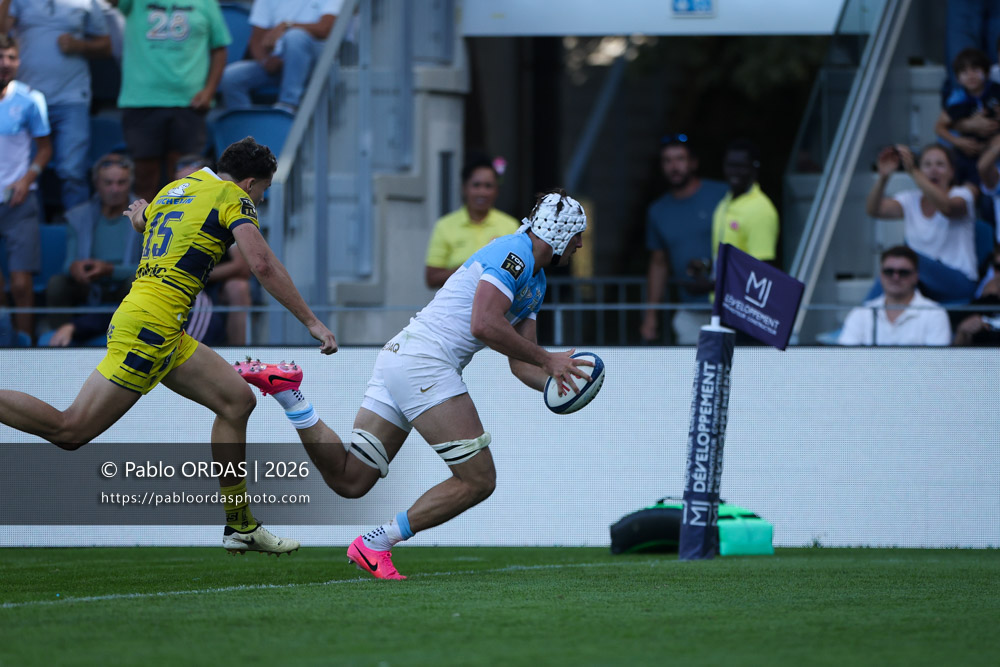 Esteban Capilla, lors du match de Top 14 entre l'Aviron bayonnais et Clermont, le 19 septembre 2026 au stade Jean Dauger de Bayonne, France (Photo Pablo ORDAS)