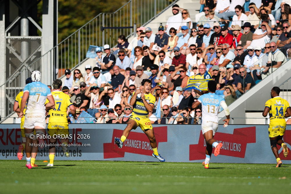 Mathys Belaubre, lors du match de Top 14 entre l'Aviron bayonnais et Clermont, le 19 septembre 2026 au stade Jean Dauger de Bayonne, France (Photo Pablo ORDAS)
