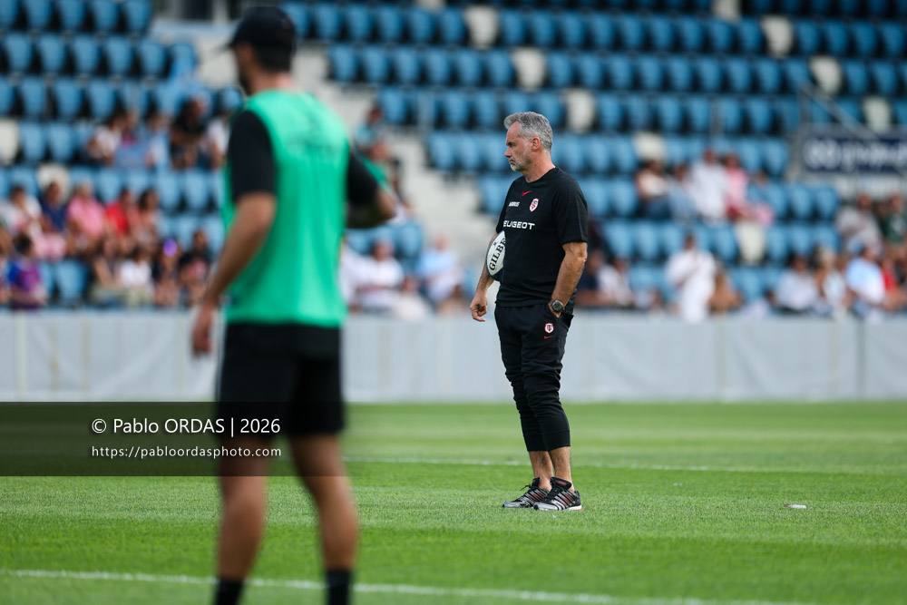 Ugo Mola, lors du match amical entre l'Aviron bayonnais et le Stade toulousain, le 28 août 2026 au stade Jean Dauger de Bayonne, France (Photo Pablo ORDAS)