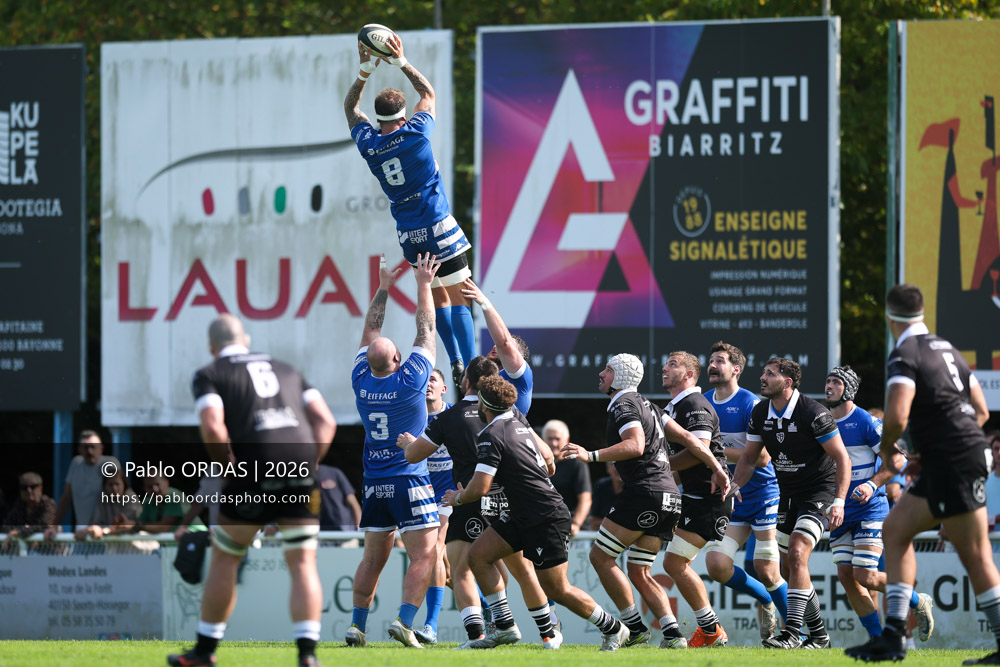 Sébastien Laulhé, lors du match de Fédérale 1 entre l'Anglet olympique et le Stade bagnérais, le 4 octobre 2026 au stade Saint-Jean d'Anglet, France (Photo Pablo ORDAS)