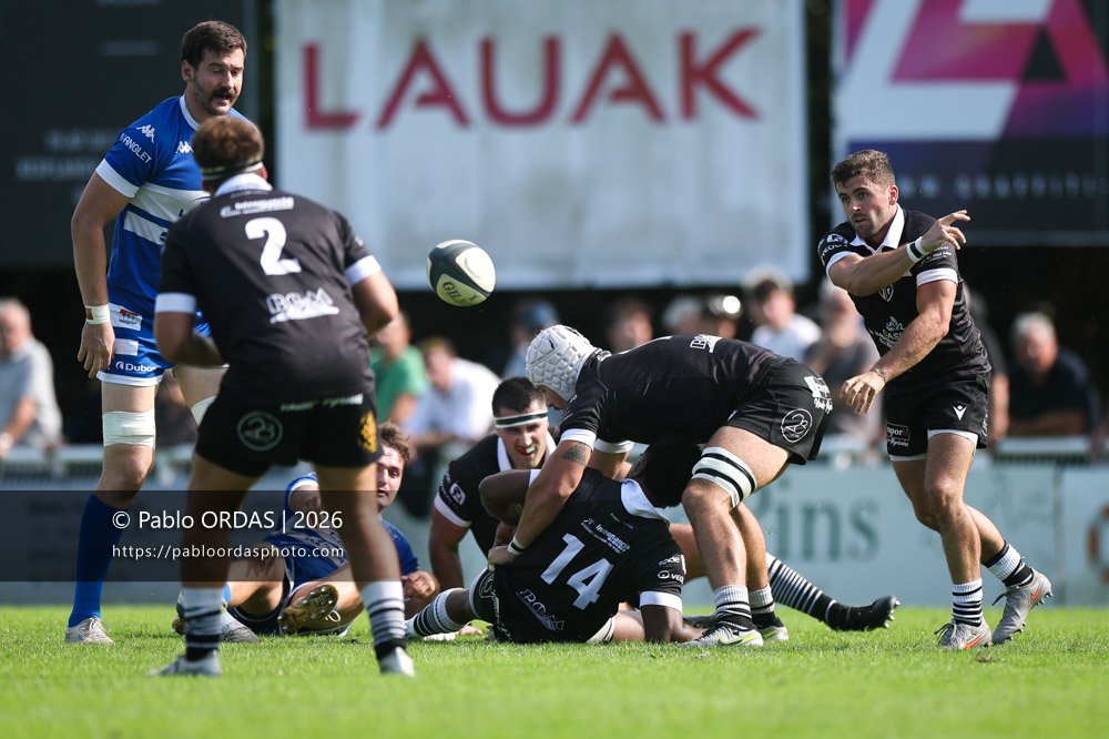 Théo Danos, lors du match de Fédérale 1 entre l'Anglet olympique et le Stade bagnérais, le 4 octobre 2026 au stade Saint-Jean d'Anglet, France (Photo Pablo ORDAS)