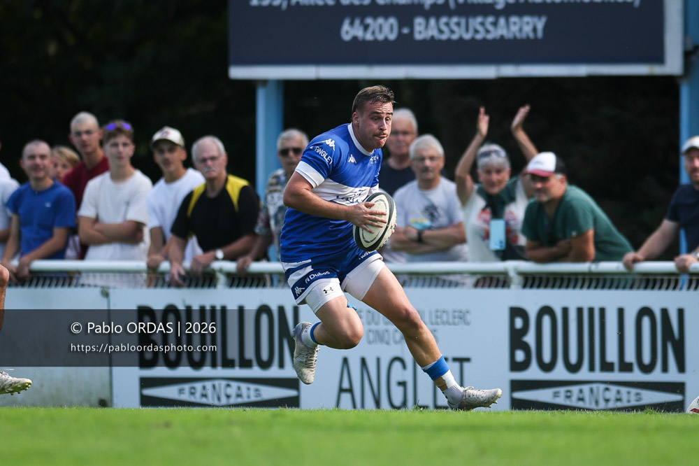 Thomas Pulon, lors du match de Fédérale 1 entre l'Anglet olympique et le Stade bagnérais, le 4 octobre 2026 au stade Saint-Jean d'Anglet, France (Photo Pablo ORDAS)