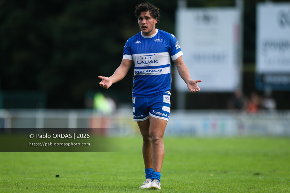 Jules Lartigau, lors du match de Fédérale 1 entre l'Anglet olympique et le Stade bagnérais, le 4 octobre 2026 au stade Saint-Jean d'Anglet, France (Photo Pablo ORDAS)