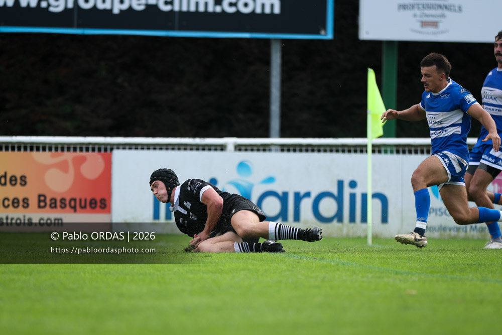 Gabin Baute, lors du match de Fédérale 1 entre l'Anglet olympique et le Stade bagnérais, le 4 octobre 2026 au stade Saint-Jean d'Anglet, France (Photo Pablo ORDAS)